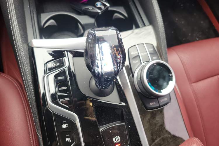 Used BMW 5 Series New Energy 2021 535Le Pioneer Edition M Sport Package Gear Lever