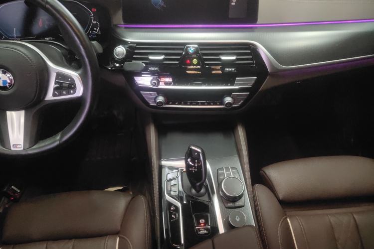 Used BMW 5 Series New Energy 2021 535Le Pioneer Edition M Sport Package Gear Lever