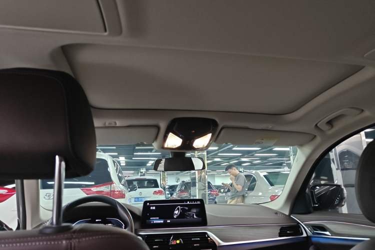 Used BMW 5 Series New Energy 2021 Updated 535Le Luxury Package Headliner