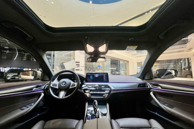 Used BMW 5 Series New Energy 2021 535Le Pioneer Edition M Sport Package Interior 4