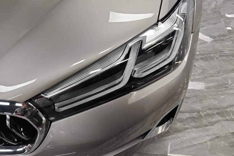Used BMW 5 Series New Energy 2021 Updated 535Le Luxury Package Left Front Headlight
