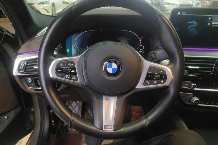Used BMW 5 Series New Energy 2021 535Le Pioneer Edition M Sport Package Steering Wheel
