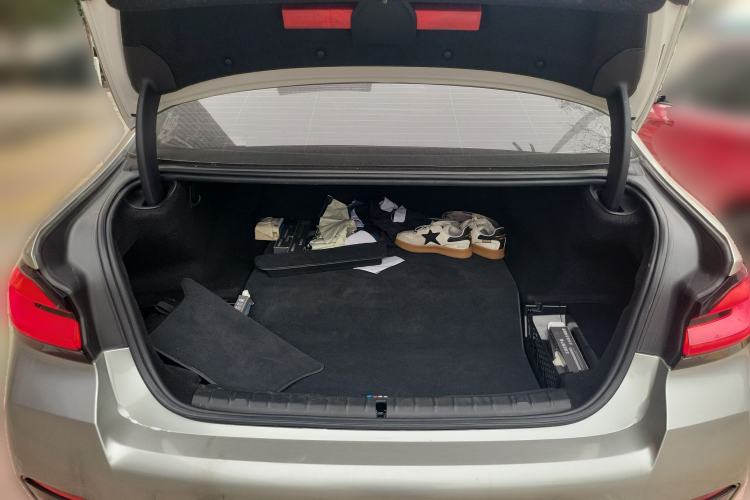 Used BMW 5 Series New Energy 2021 535Le Pioneer Edition M Sport Package Trunk