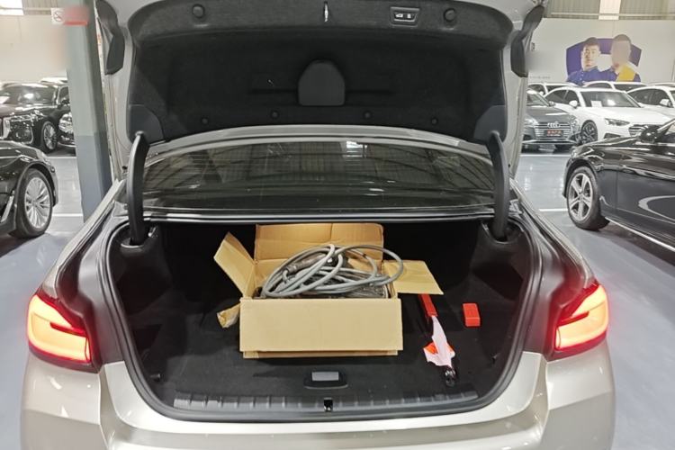 Used BMW 5 Series New Energy 2021 535Le M Sport Package Trunk