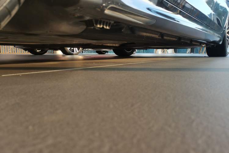 Used BMW 5 Series New Energy 2021 535Le Pioneer Edition M Sport Package Chassis Front Left