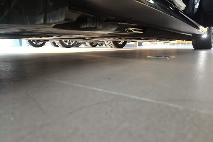 Used BMW 5 Series New Energy 2021 535Le Pioneer Edition M Sport Package Chassis Rear Right