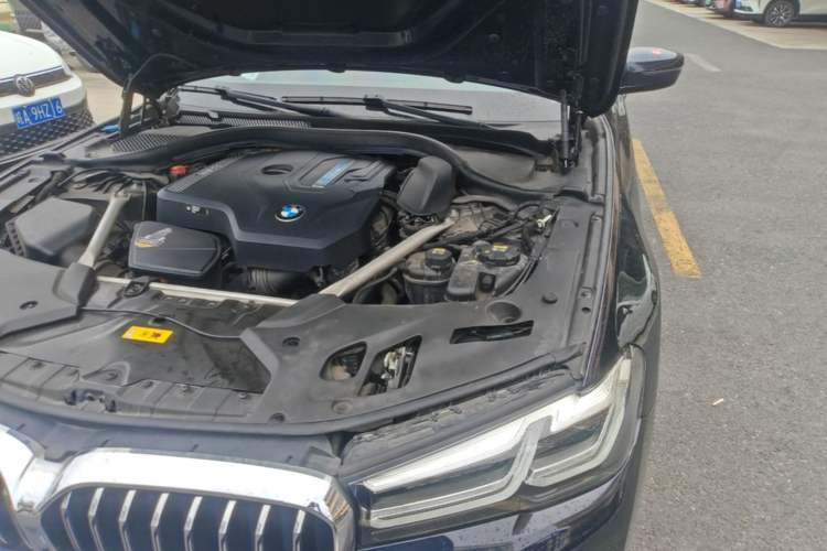 Used BMW 5 Series New Energy 2021 535Le Luxury Package Engine Bay Left