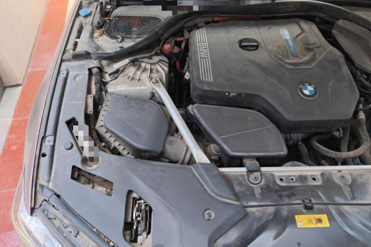Used BMW 5 Series New Energy 2021 535Le Pioneer Edition M Sport Package Engine Bay Right