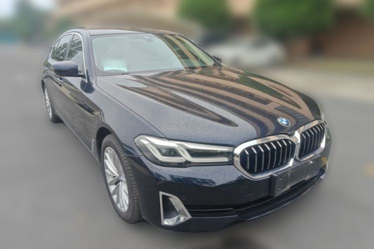 Used BMW 5 Series New Energy 2021 535Le Luxury Package Front Right 45 Deg