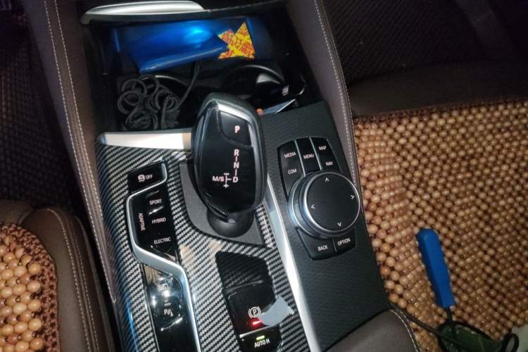 Used BMW 5 Series New Energy 2021 535Le Pioneer Edition M Sport Package Gear Lever