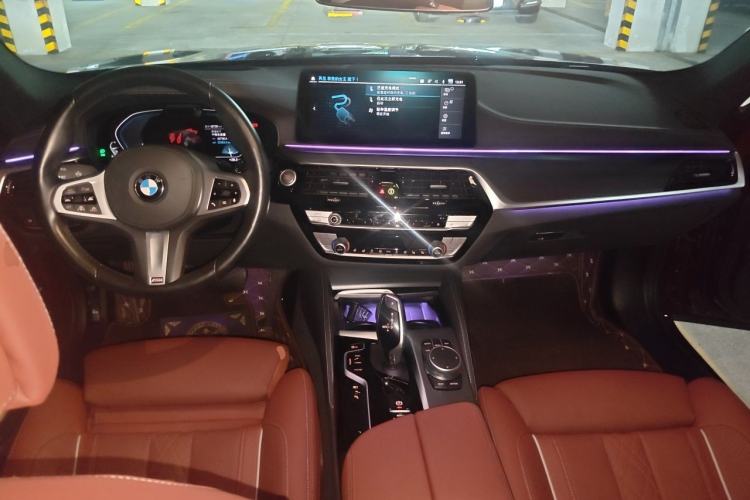 Used BMW 5 Series New Energy 2021 535Le Pioneer Edition M Sport Package Center Console
