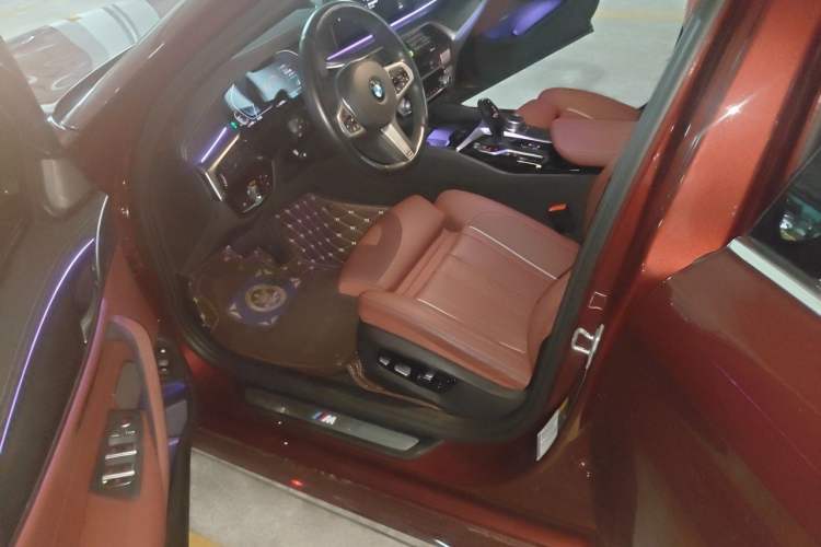 Used BMW 5 Series New Energy 2021 535Le Pioneer Edition M Sport Package Driver Seat