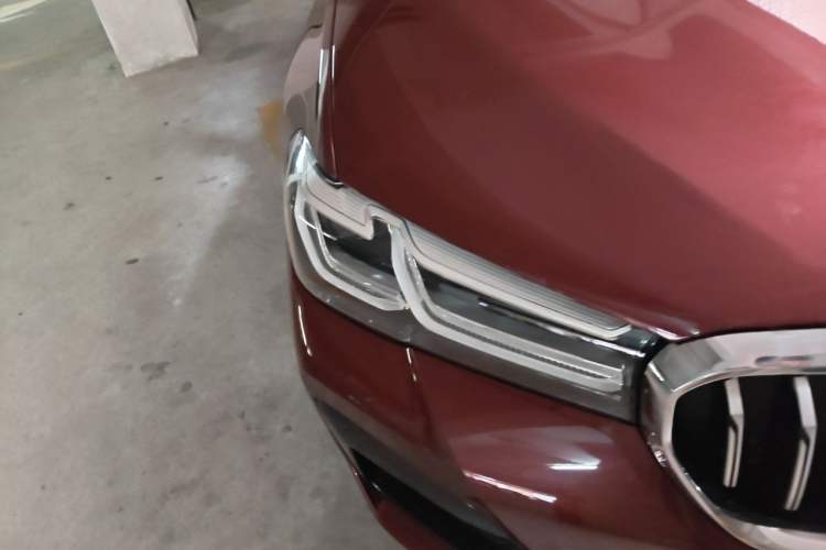 Used BMW 5 Series New Energy 2021 535Le Pioneer Edition M Sport Package Right Front Headlight