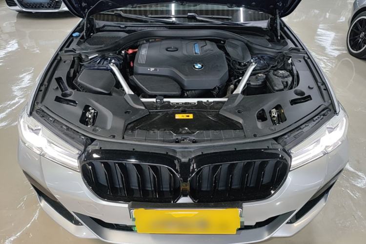 Used BMW 5 Series New Energy 2021 535Le M Sport Package Engine Bay