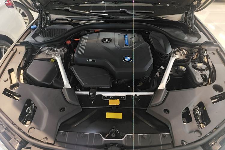 Used BMW 5 Series New Energy 2021 535Le Luxury Package Engine Bay