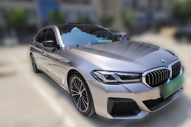 Used BMW 5 Series New Energy 2021 535Le M Sport Package Front Right 45 Deg