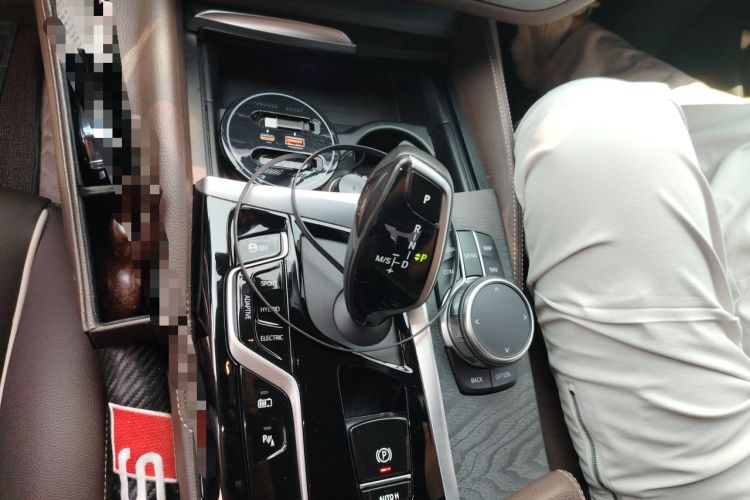 Used BMW 5 Series New Energy 2021 535Le M Sport Package Gear Lever