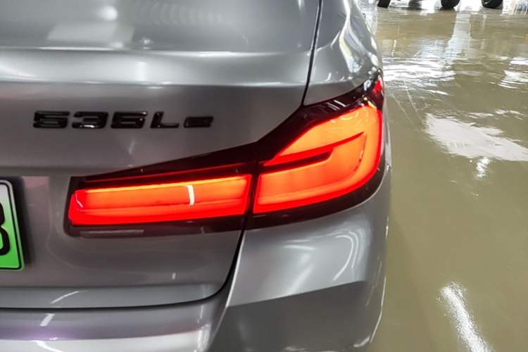 Used BMW 5 Series New Energy 2021 535Le M Sport Package Right Rear Taillight