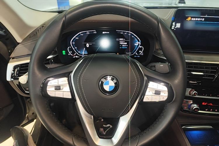 Used BMW 5 Series New Energy 2021 535Le Luxury Package Steering Wheel