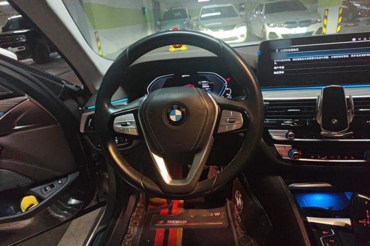 Used BMW 5 Series New Energy 2021 535Le Luxury Package Steering Wheel