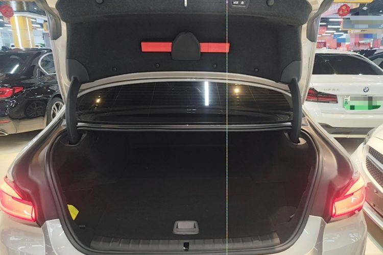Used BMW 5 Series New Energy 2021 535Le Luxury Package Trunk