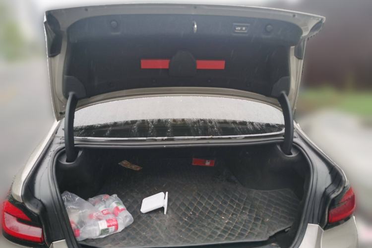 Used BMW 5 Series New Energy 2021 535Le Luxury Package Trunk