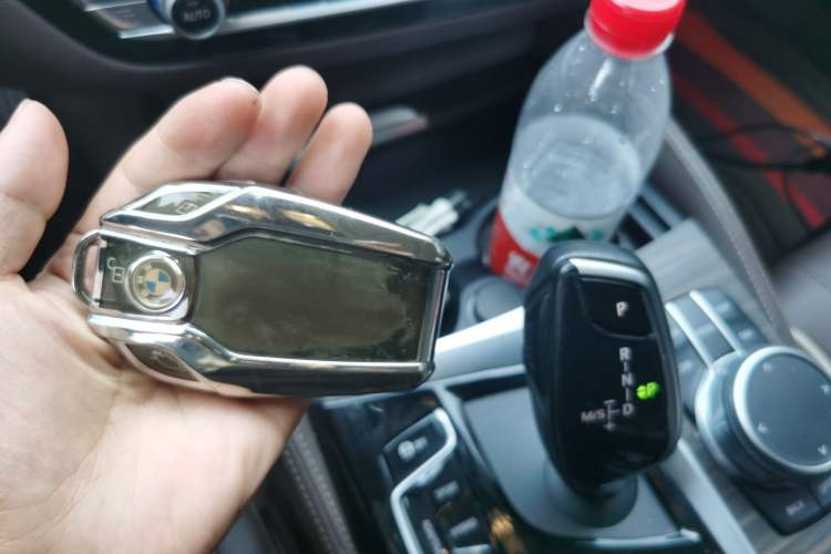 Used BMW 5 Series New Energy 2021 535Le Luxury Package Vehicle Key