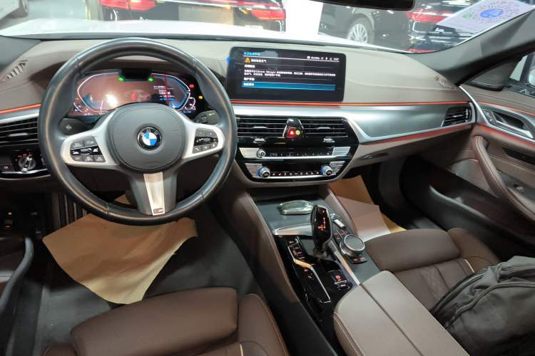 Used BMW 5 Series New Energy 2021 Restyled 535Le Pioneer Edition M Sport Package Audio And AC Panel