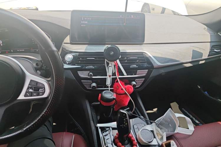 Used BMW 5 Series New Energy 2021 535Le M Sport Package Audio And AC Panel