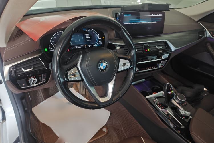 Used BMW 5 Series New Energy 2021 Updated 535Le Luxury Package Center Console