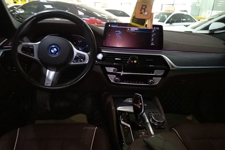 Used BMW 5 Series New Energy 2021 Restyled 535Le M Sport Package Center Console
