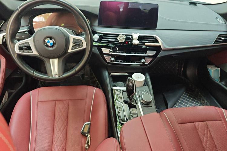 Used BMW 5 Series New Energy 2021 535Le M Sport Package Center Console