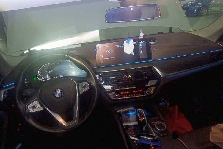 Used BMW 5 Series New Energy 2021 Updated 535Le Luxury Package Center Console