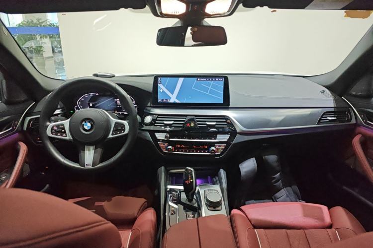 Used BMW 5 Series New Energy 2021 535Le Pioneer Edition M Sport Package Center Console