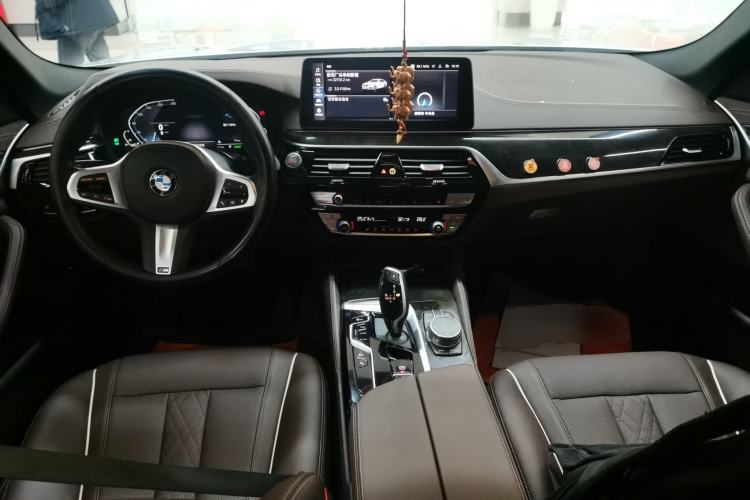 Used BMW 5 Series New Energy 2021 535Le M Sport Package Center Console
