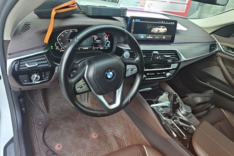 Used BMW 5 Series New Energy 2021 Updated 535Le Luxury Package Center Console