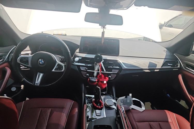 Used BMW 5 Series New Energy 2021 535Le M Sport Package Center Console