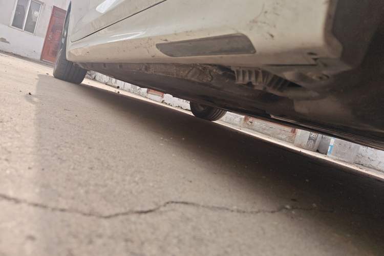 Used BMW 5 Series New Energy 2021 535Le Pioneer Edition M Sport Package Chassis Front Right