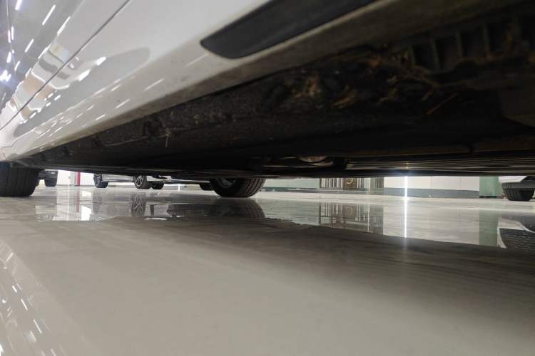 Used BMW 5 Series New Energy 2021 535Le Luxury Package Chassis Front Right