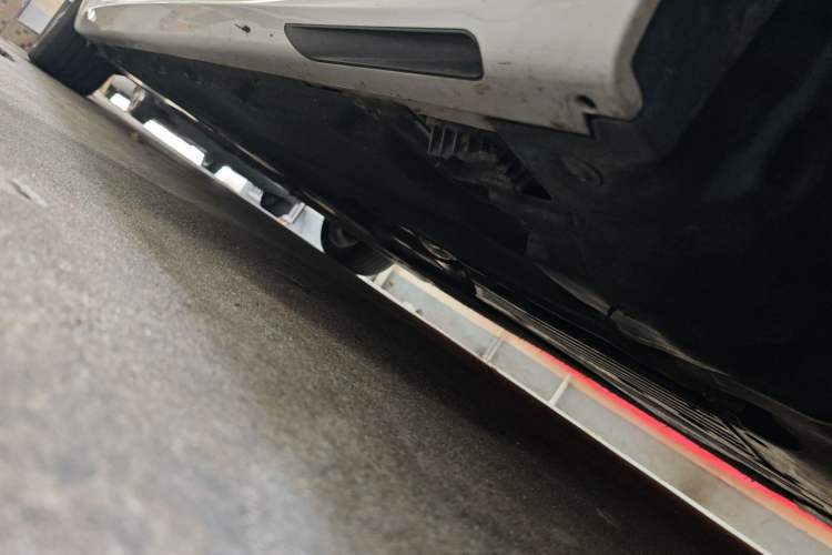 Used BMW 5 Series New Energy 2021 535Le M Sport Package Chassis Front Right
