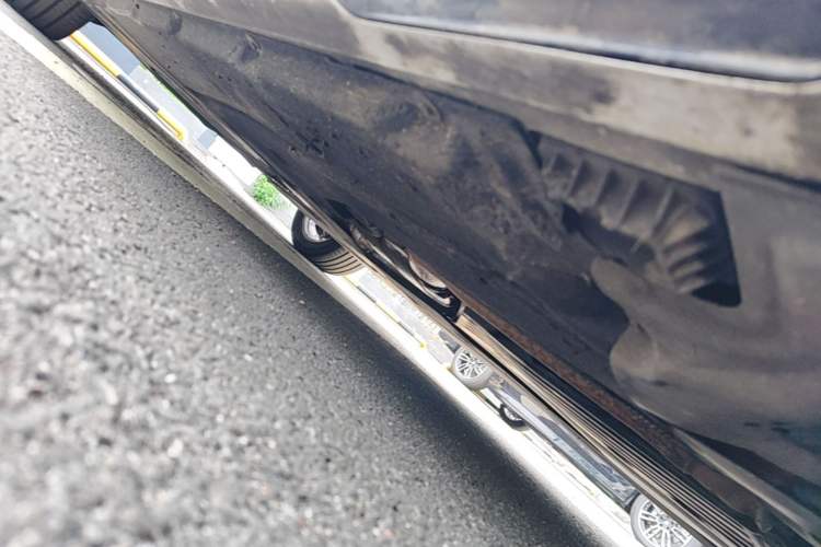 Used BMW 5 Series New Energy 2021 535Le M Sport Package Chassis Front Right