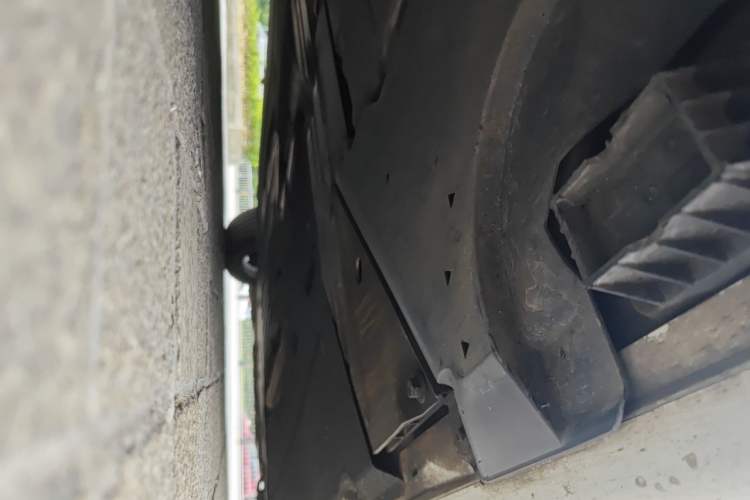 Used BMW 5 Series New Energy 2021 535Le M Sport Package Chassis Rear Right