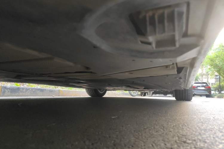 Used BMW 5 Series New Energy 2021 535Le Luxury Package Chassis Rear Right