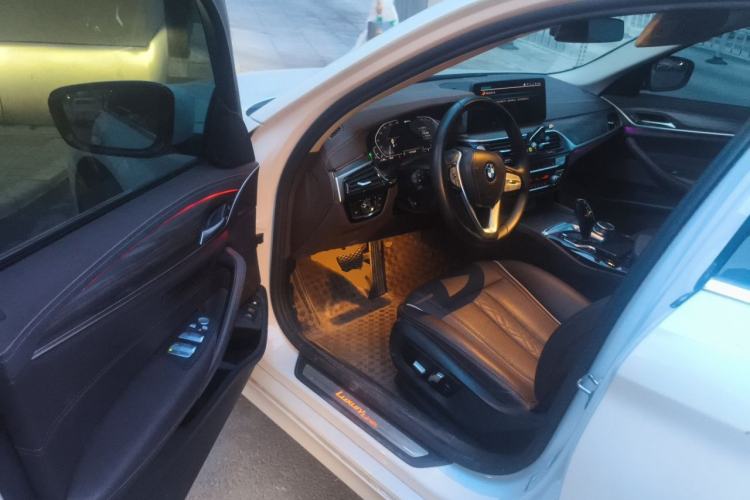 Used BMW 5 Series New Energy 2021 535Le M Sport Package Driver Seat