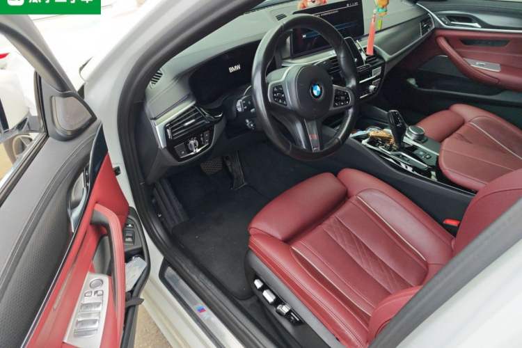 Used BMW 5 Series New Energy 2021 Restyled 535Le Pioneer Edition M Sport Package Driver Seat