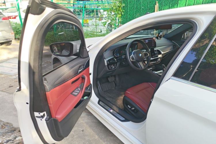 Used BMW 5 Series New Energy 2021 Restyled 535Le M Sport Package Driver Seat