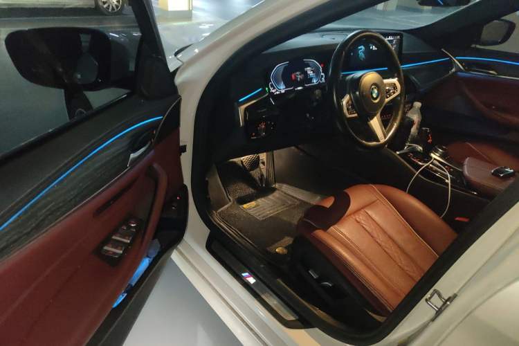 Used BMW 5 Series New Energy 2021 Restyled 535Le M Sport Package Driver Seat