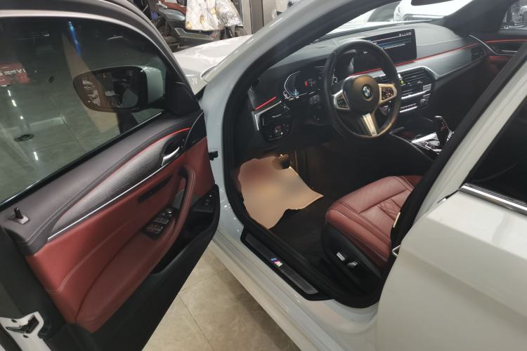 Used BMW 5 Series New Energy 2021 535Le M Sport Package Driver Seat