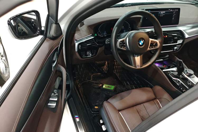 Used BMW 5 Series New Energy 2021 Updated 535Le Luxury Package Driver Seat