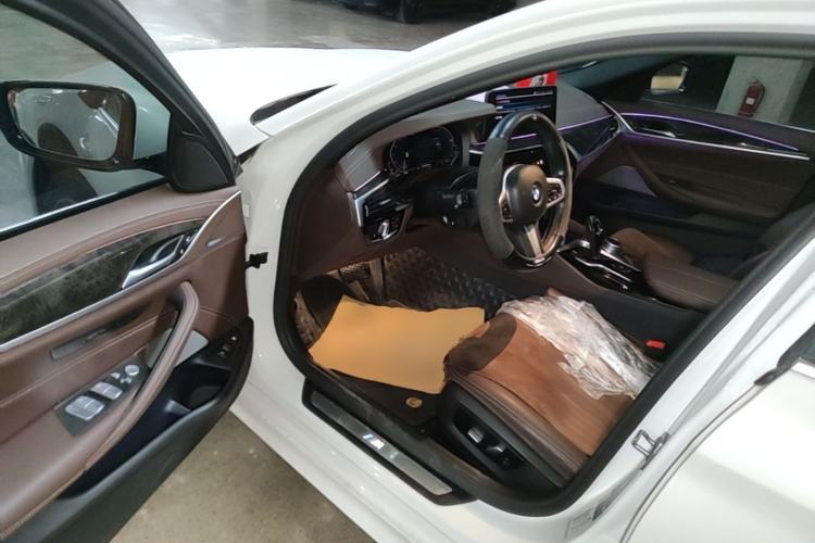 Used BMW 5 Series New Energy 2021 Restyled 535Le M Sport Package Driver Seat
